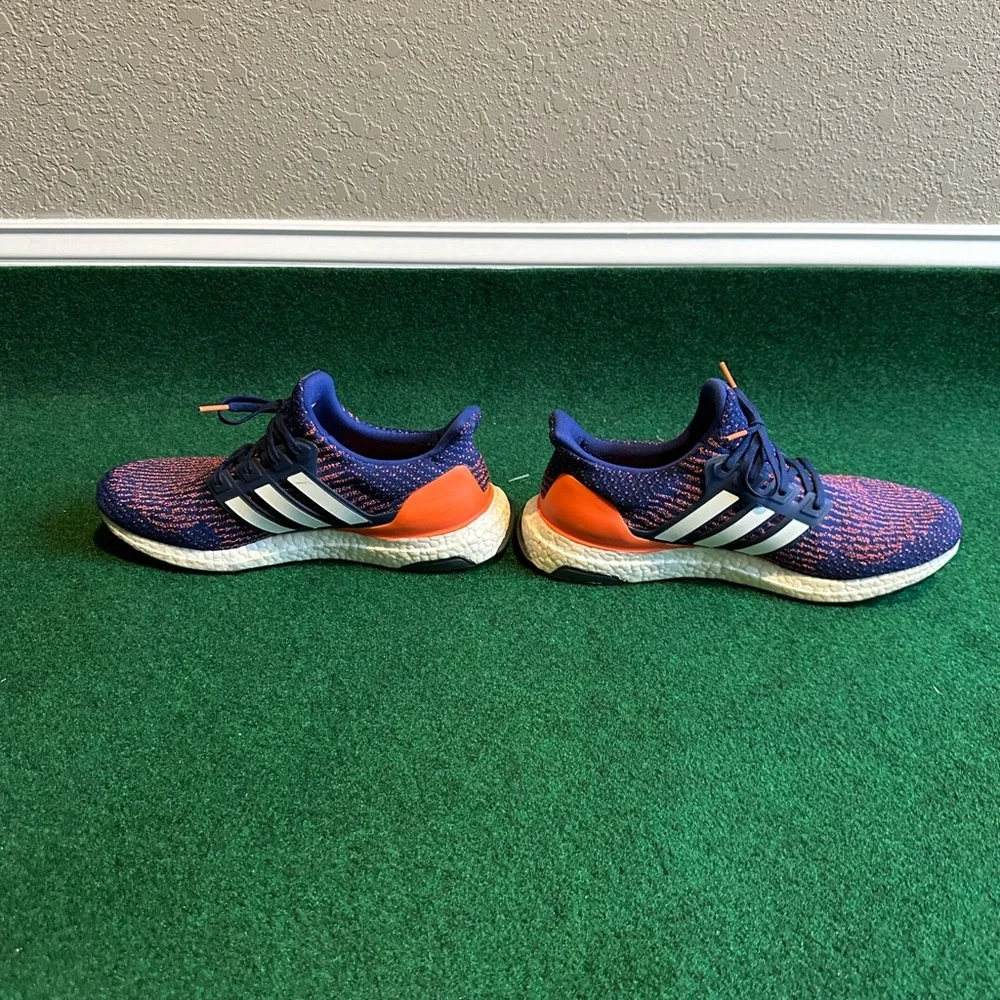 Adidas Ultra Boost - Picture 3 of 5